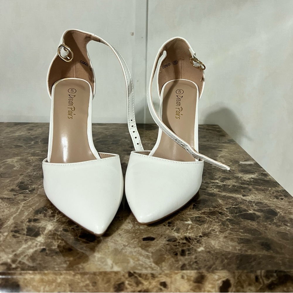 Dream pairs closed toe heels